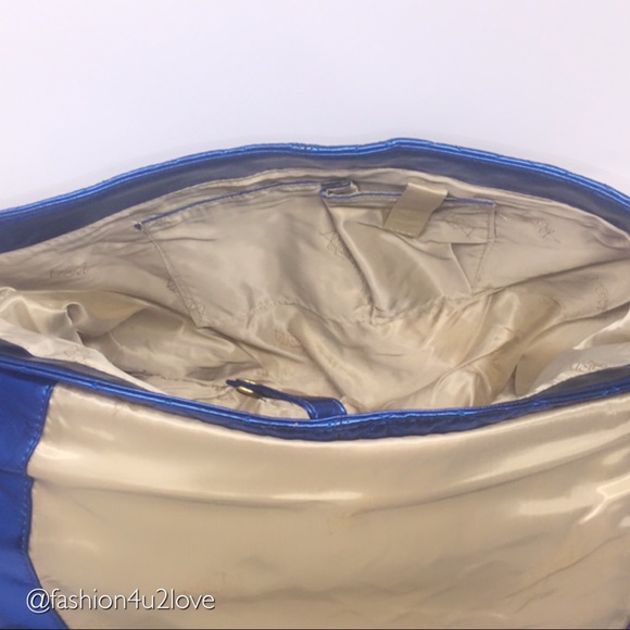 Amrita Singh Metallic Messenger Bag Blue - Picture 3 of 7